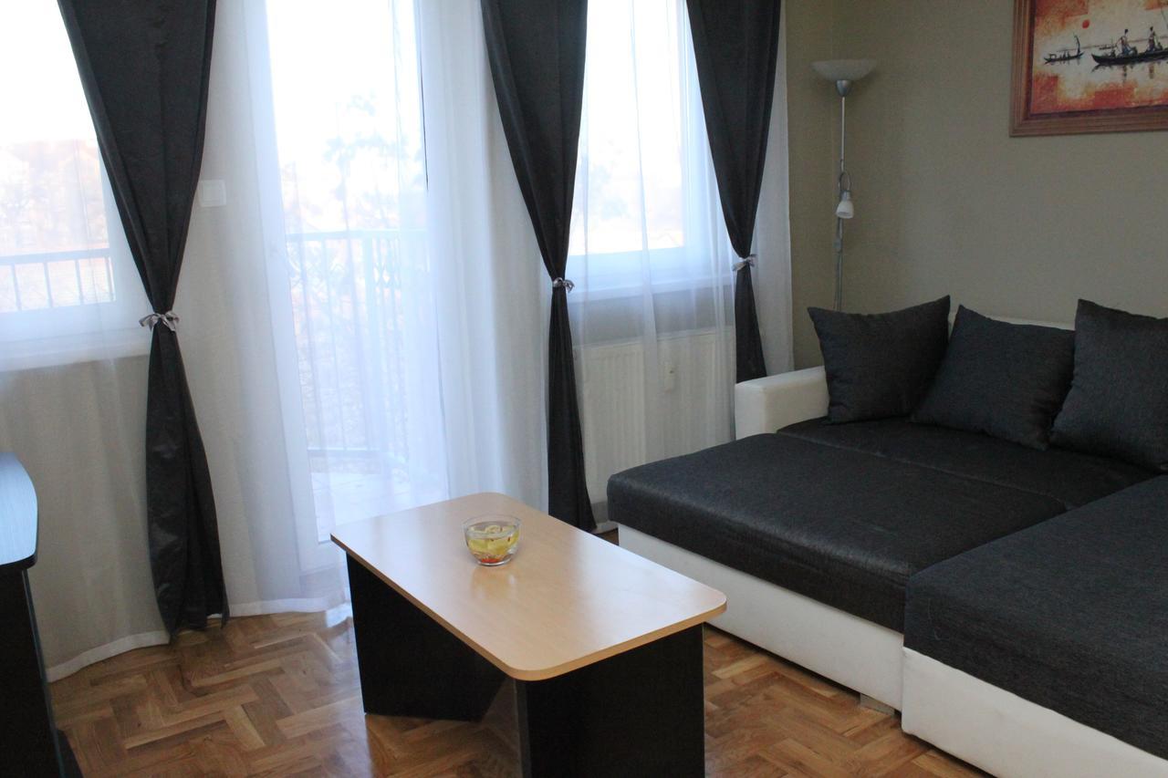 Sun Apartments Суботица Экстерьер фото