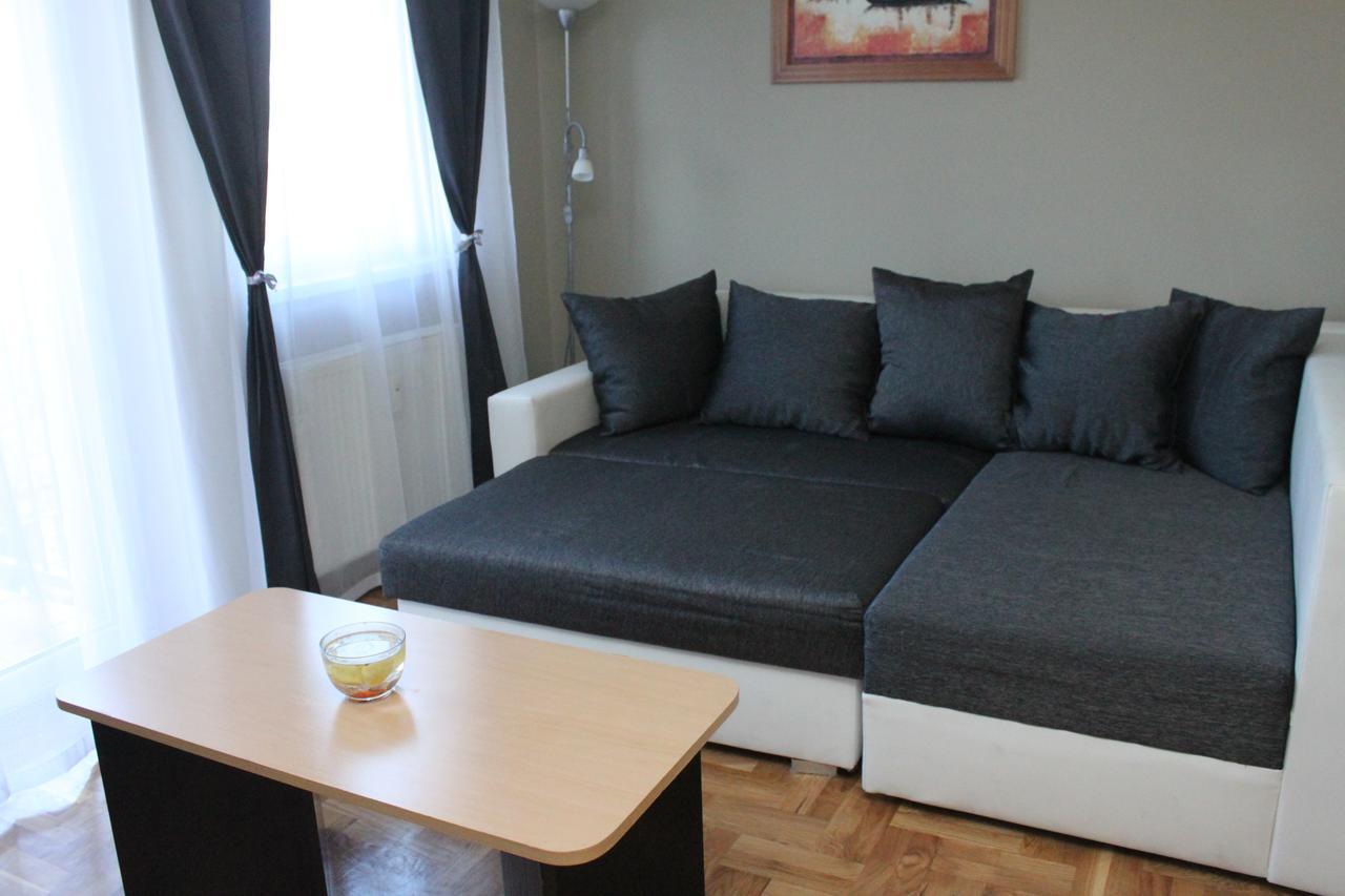 Sun Apartments Суботица Экстерьер фото